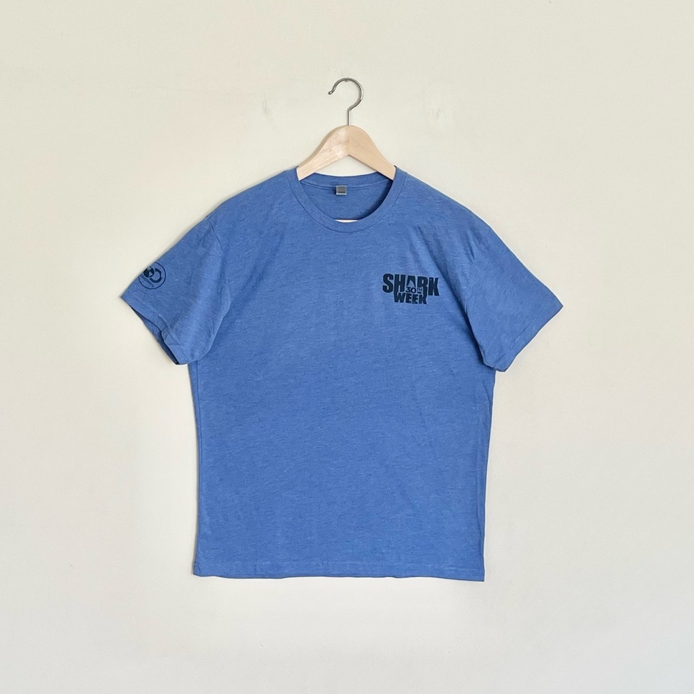 NEW Discovery Shark Week 30th Anniversary Graphic Blue T Shirt Adult size Large